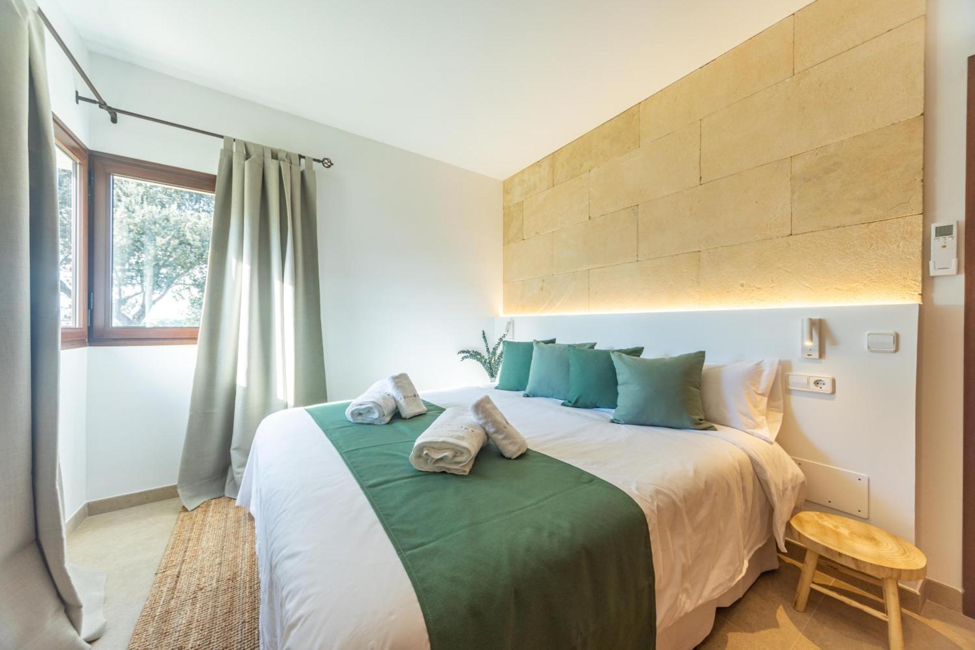 Es Mirador De Vernissa Jacuzzi Sauna Y Piscina Santa Margalida Eksteriør bilde